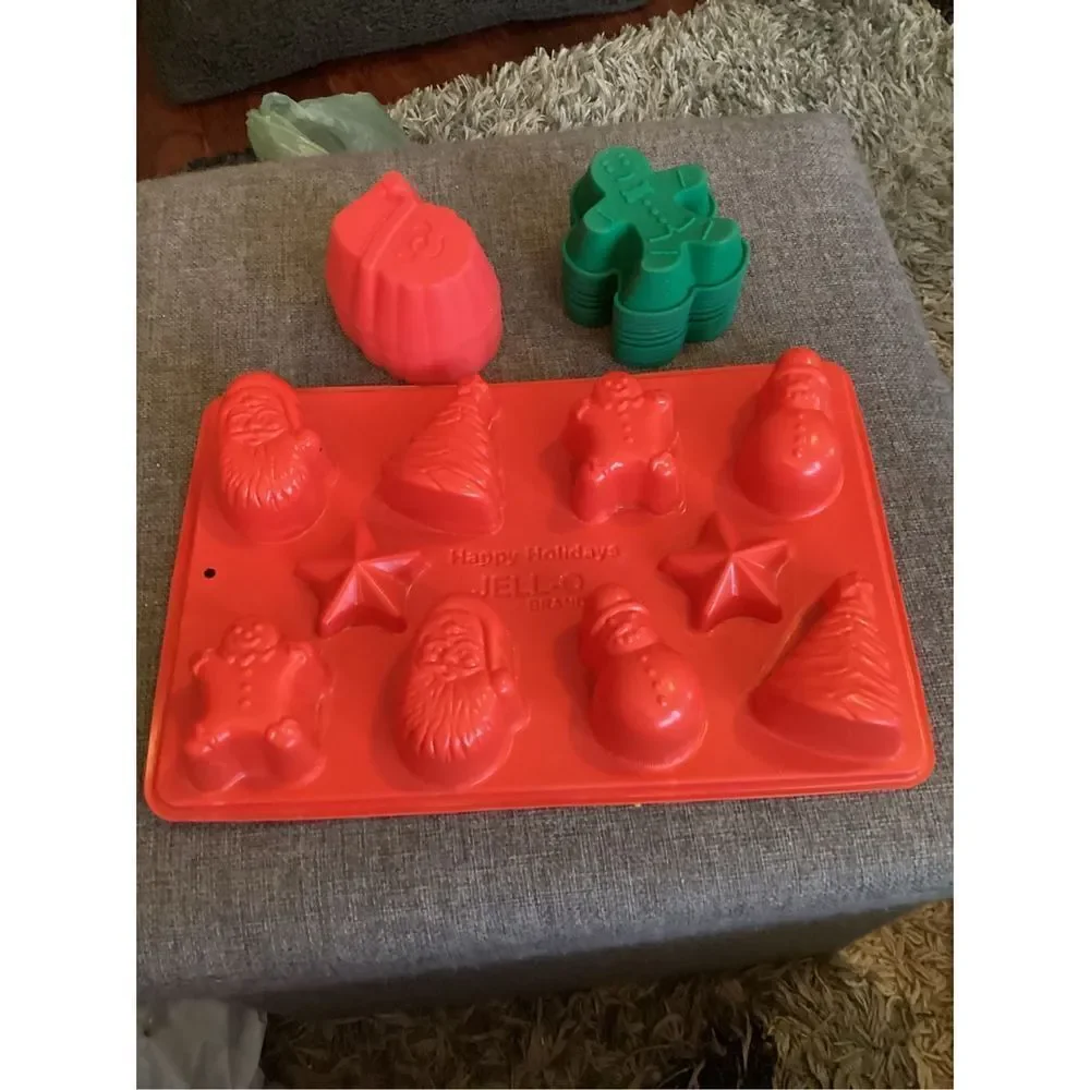 Silicone Santa And Gingerbread Men Molds